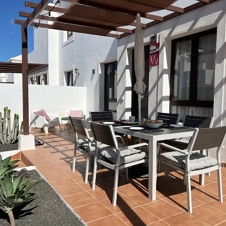 Luna Blanca - Modernes Mit Privat Pool & Wlan Отель *